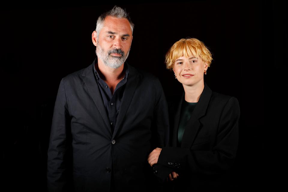 Jessie Buckley poses with Men director Alex Garland. (Getty Images for IMDb)