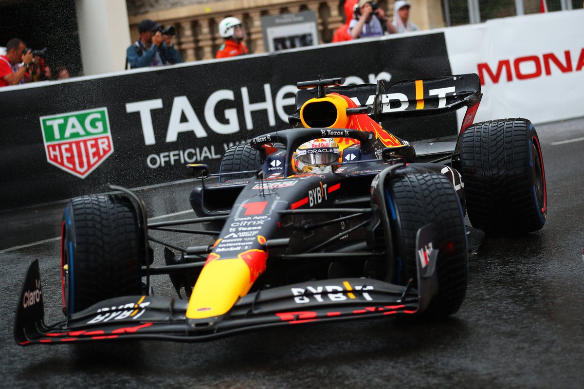 Max Verstappen, Red Bull Racing RB18.