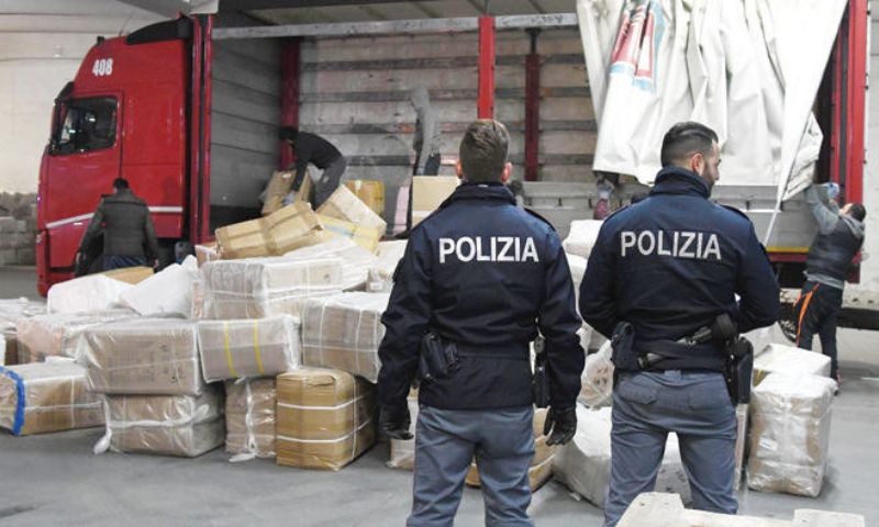 Operation with over 400 police officers in Southern Italy